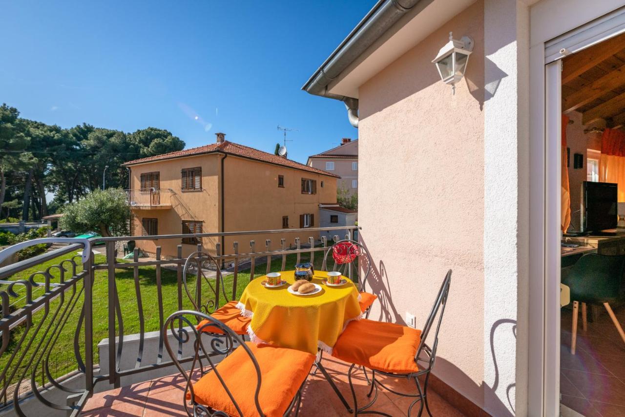 Apartment Orange 29 Rovinj Exterior photo